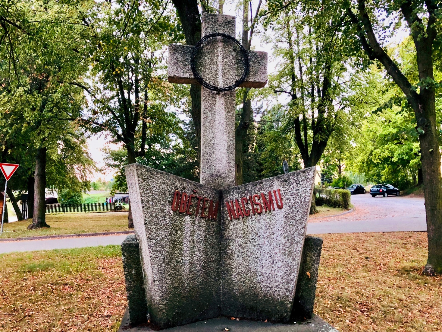 A communist era memorial to the victims of Nazism in a forgotten field behind a Vietnamese restaurant in České Velenice, Czech Republic.
